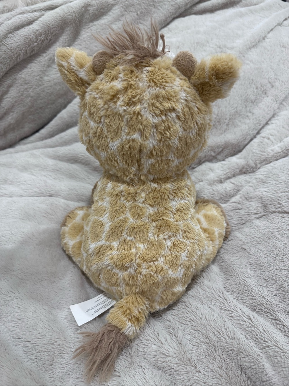 Giraffe Plushie Rattle - Picture 2 of 2